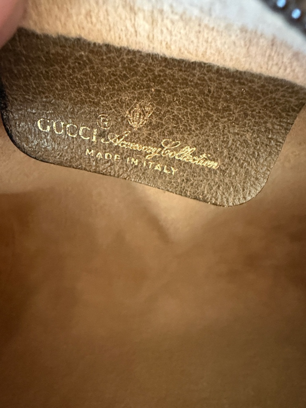 Vintage Gucci Beige GG Supreme Clutch with Green and Red Stripe - Picture 8 of 10